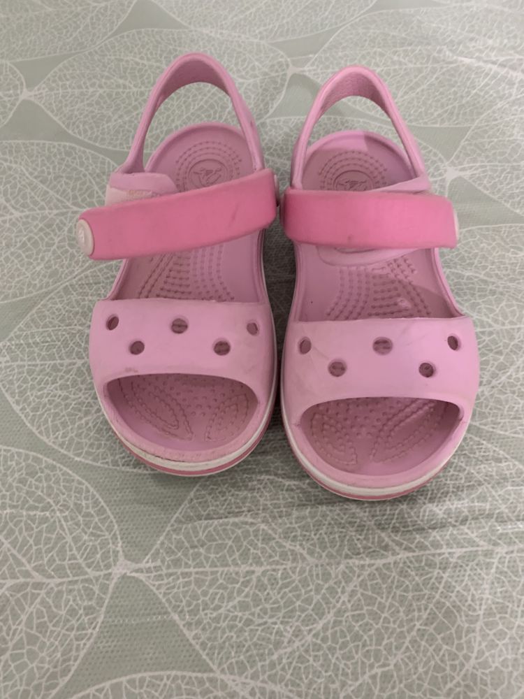 Продам crocs оригинал на девочку