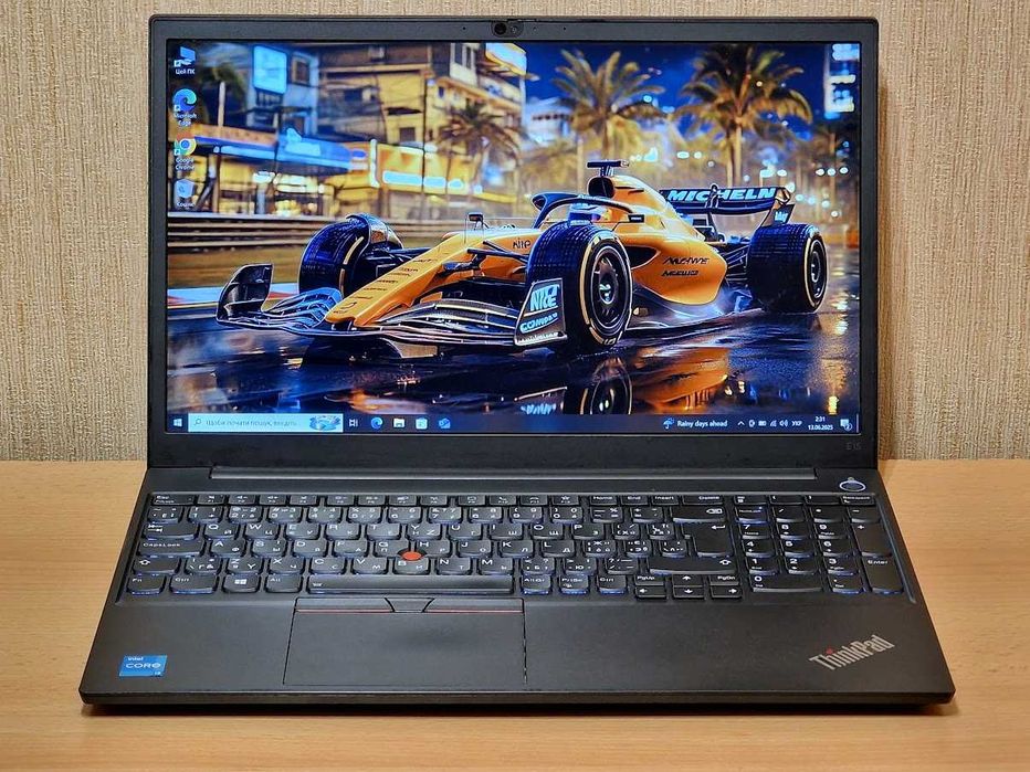 Lenovo ThinkPad E15 Gen 2 Intel Core i7-1165G7 SSD512Gb Батарея 9годин