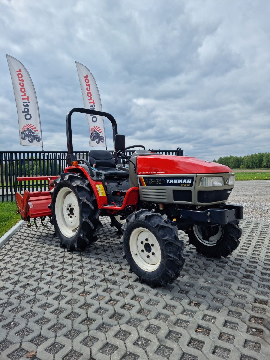 YANMAR F250 4X4 25KM Rewers Wspomaganie z Glebogryzarka ZAREJESTROWANY