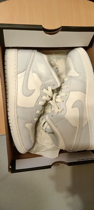 Buty Air Jordan 1 MID
