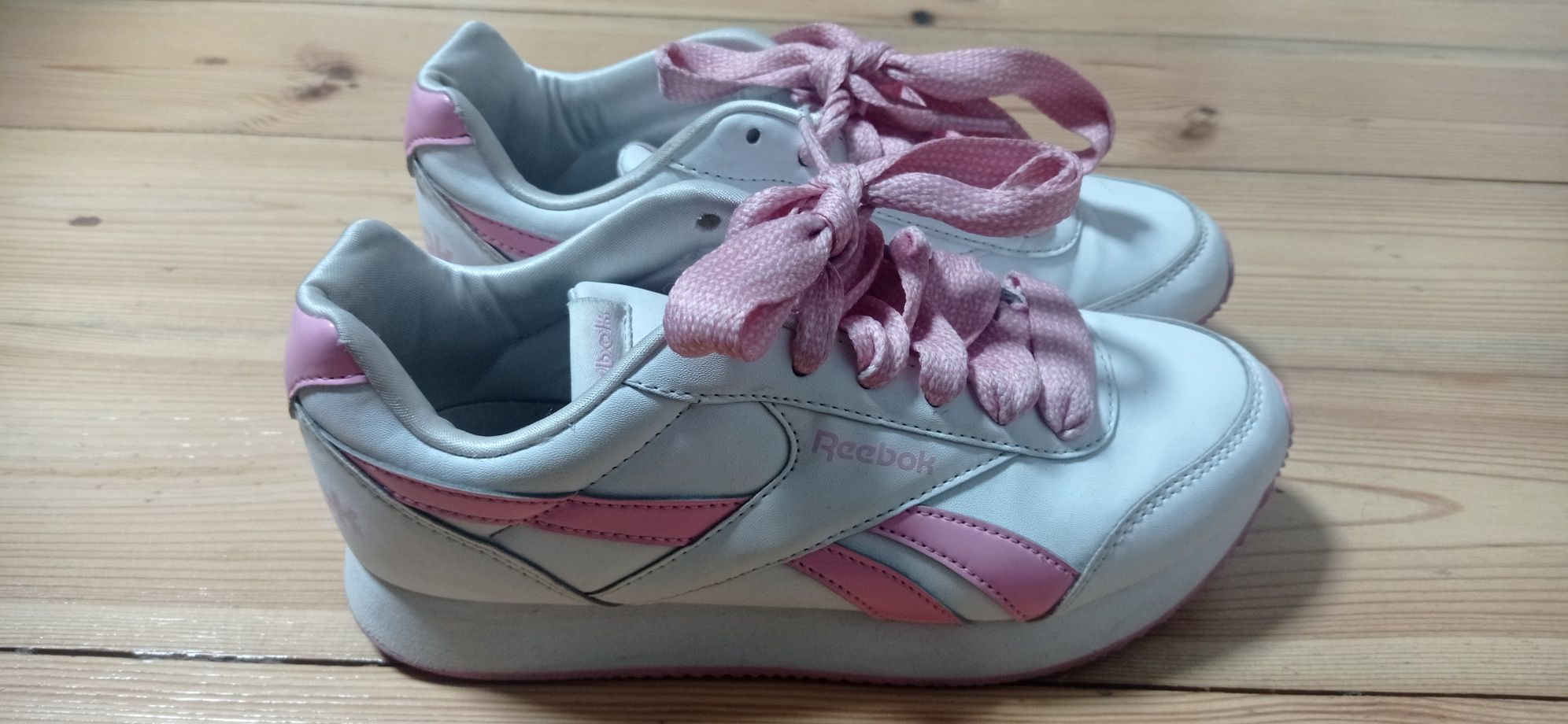 Buty sportowe Reebok biały różowy r.36