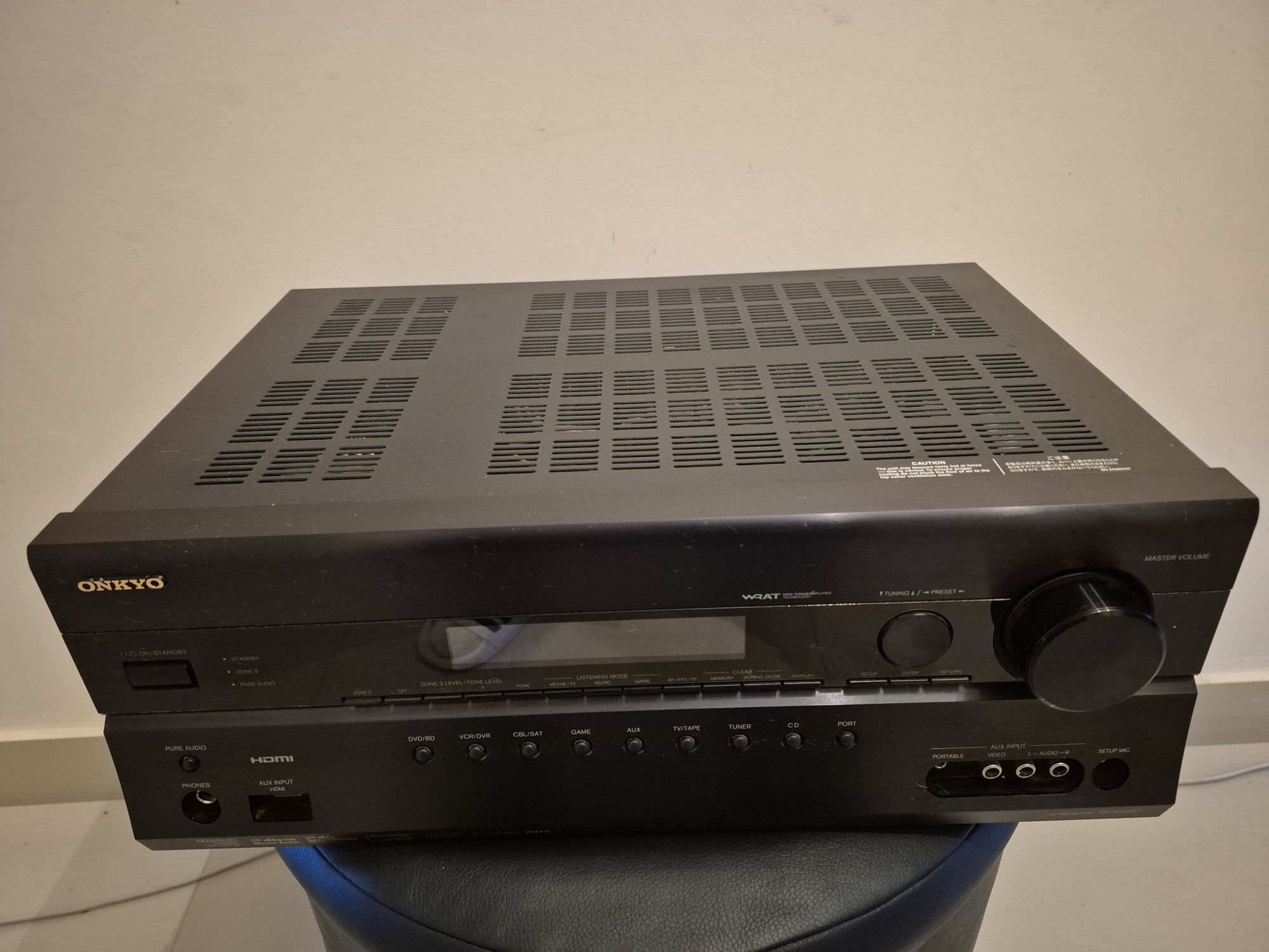 Amplituner Onkyo TX-SR 607