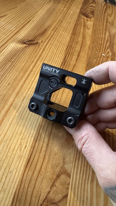 Montaż kolimatora Unity tactical FAST 2.26” oryginał