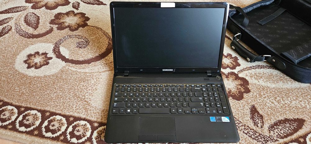 Laptop Samsung NP350E5C-S04PL -stan idealny