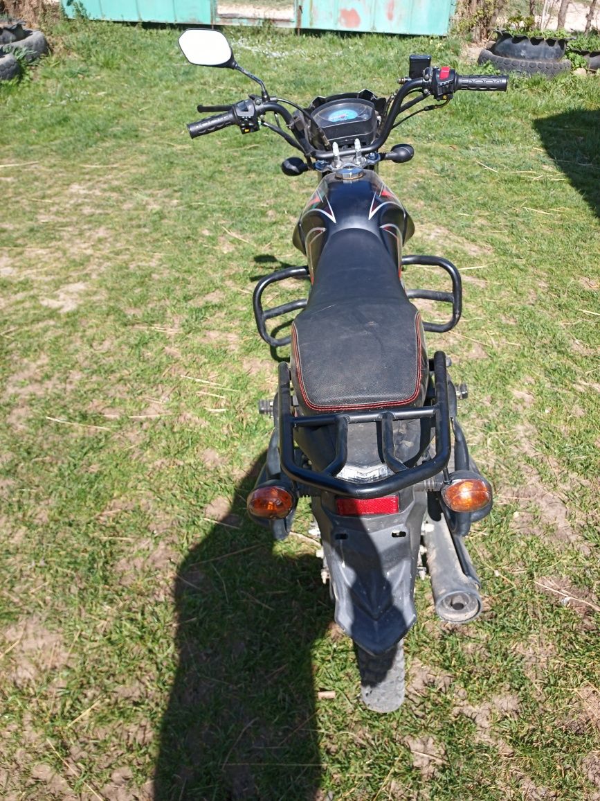 Мотоцикл Spark 125