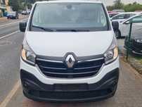 Бампер передній Renault Trafic III разборка Рено Трафік 3 запчастини