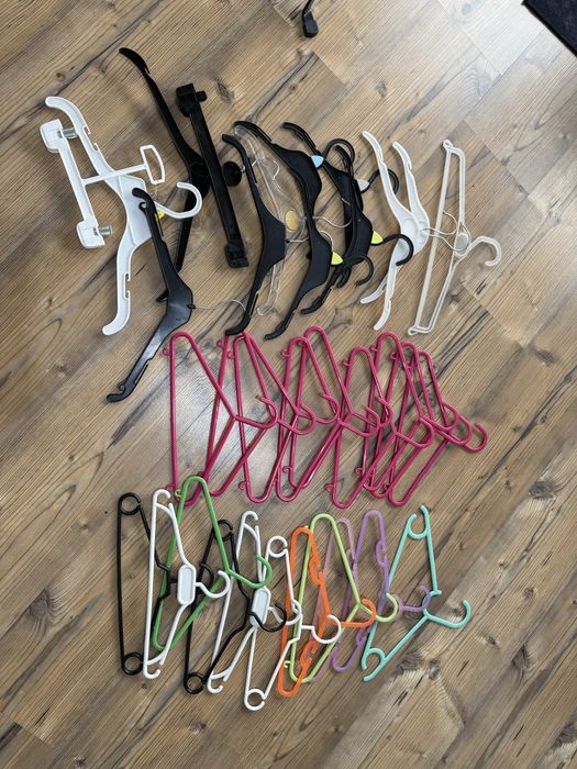 Wieszaki dziecięce 34 szt.