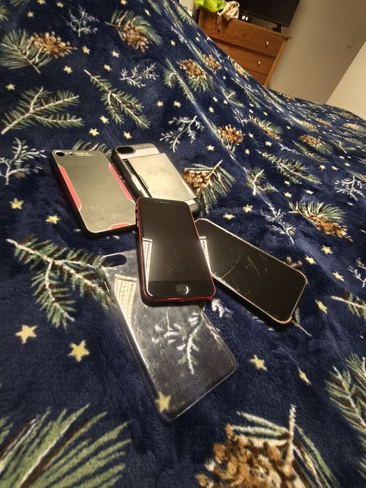 iPhone SE Vermelho ( Bateria 100% )