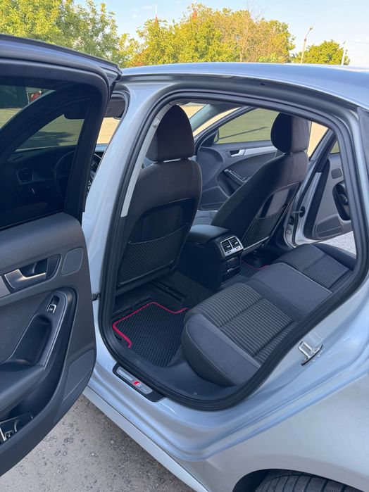 Audi A4 2013 повний привід