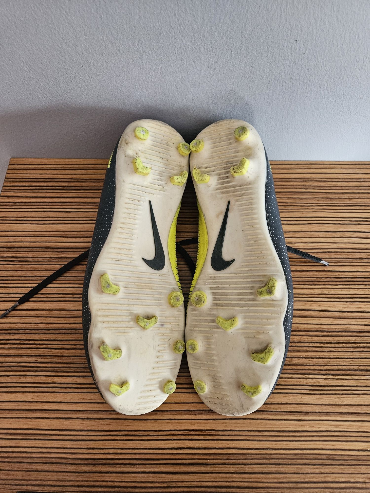 Nike Mercurial Veloce III Academy FG CR7 Roz.40