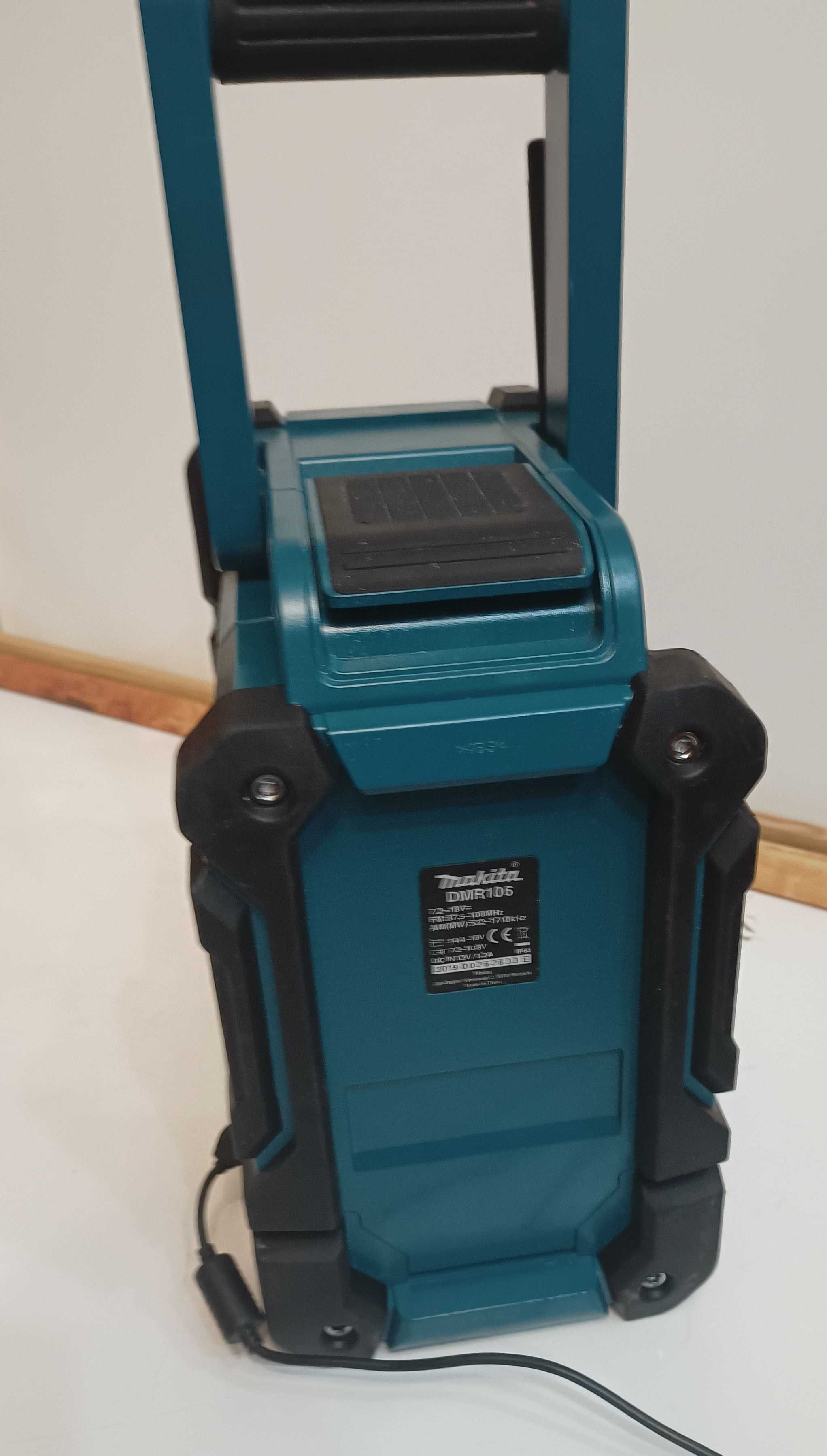 Radio  Makita DMR 108