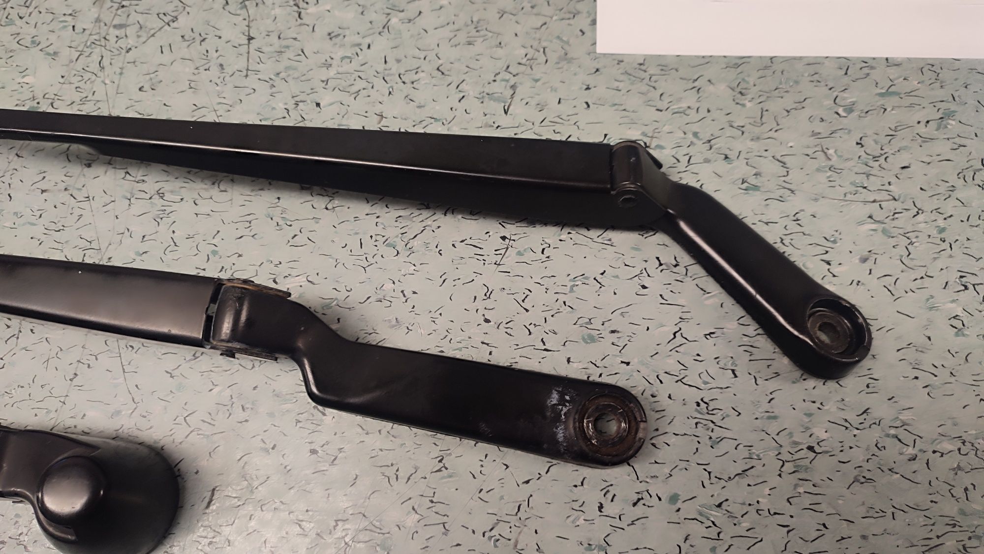 Braço esquerdo, direito e traseiro limpa vidros VW golf IV