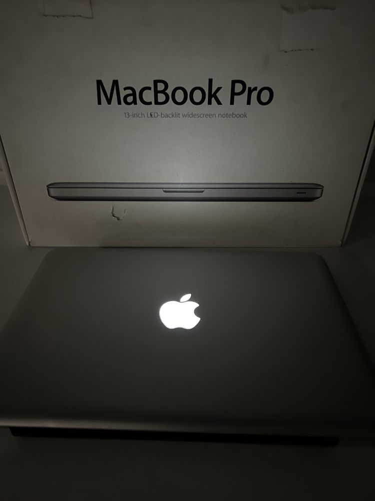 MacBook Pro 13, 6 GB RAM, 128 GB dysk SSD