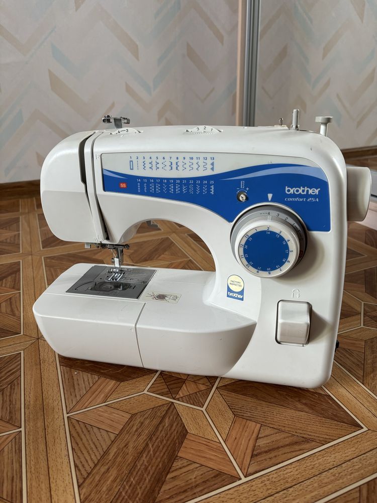 Швейна машинка Brother comfort 25A
