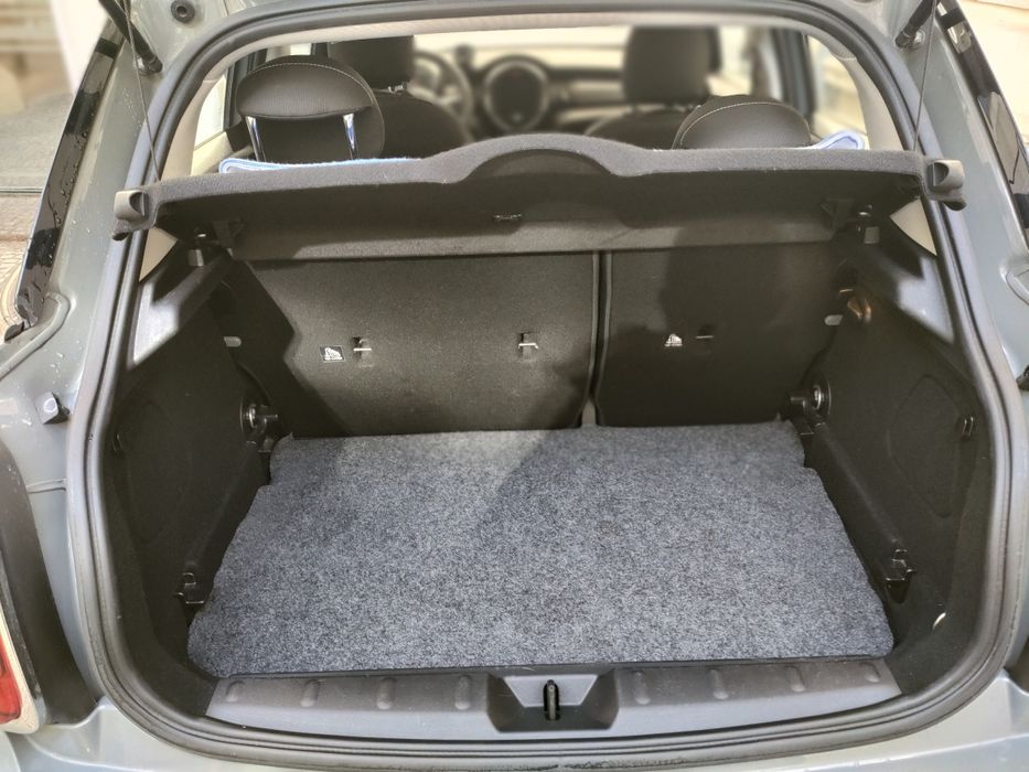 Sprzedam samochód MINI COOPER 1,5 benzyna .