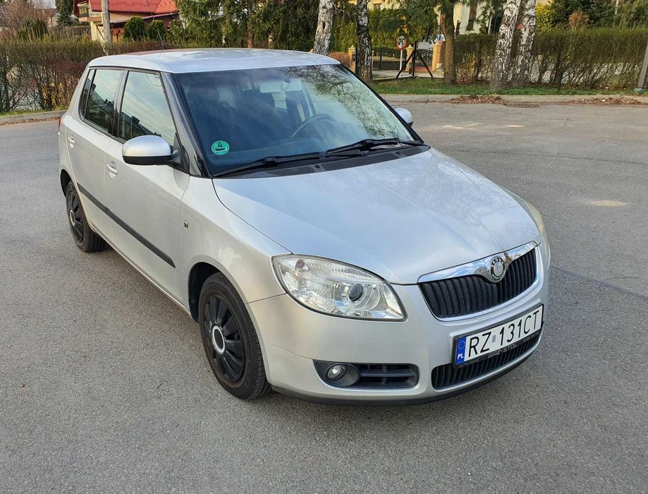 Škoda Fabia 1.4 16V klima radio podgrzewane fotele elektryczne szyby