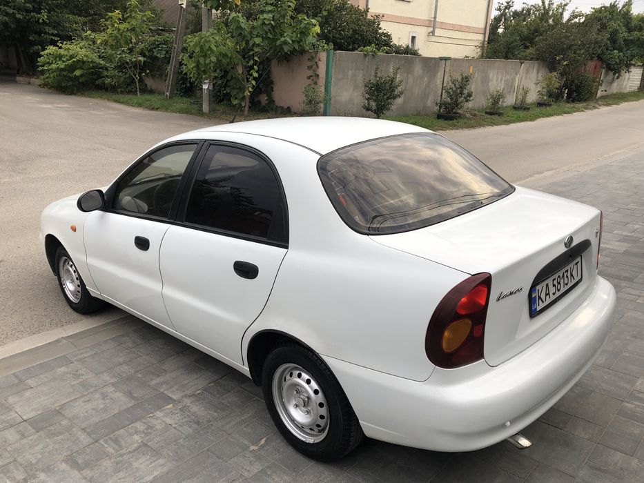 Daewoo Lanos 1.5 бензин 2011