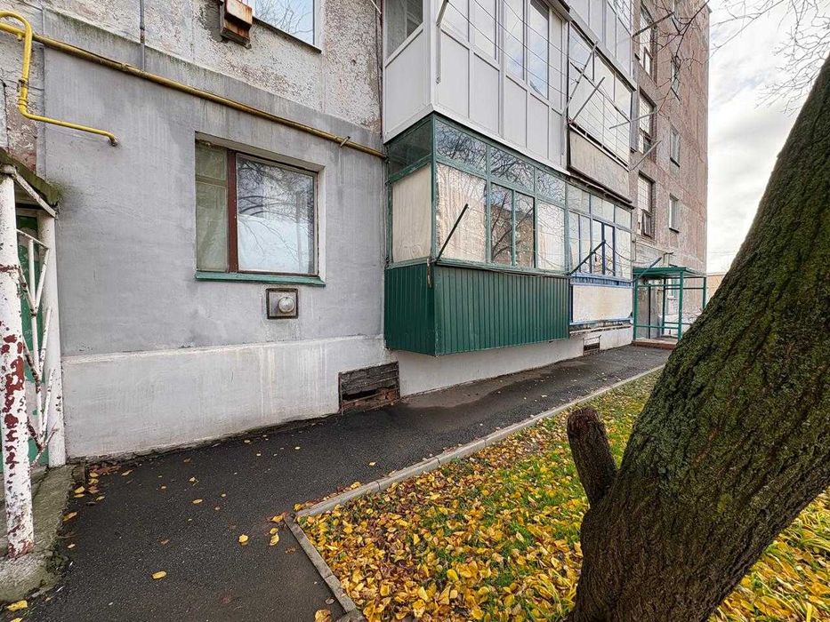 Продається 3-кімнатна квартира з автономним опаленням у селищі Нове!