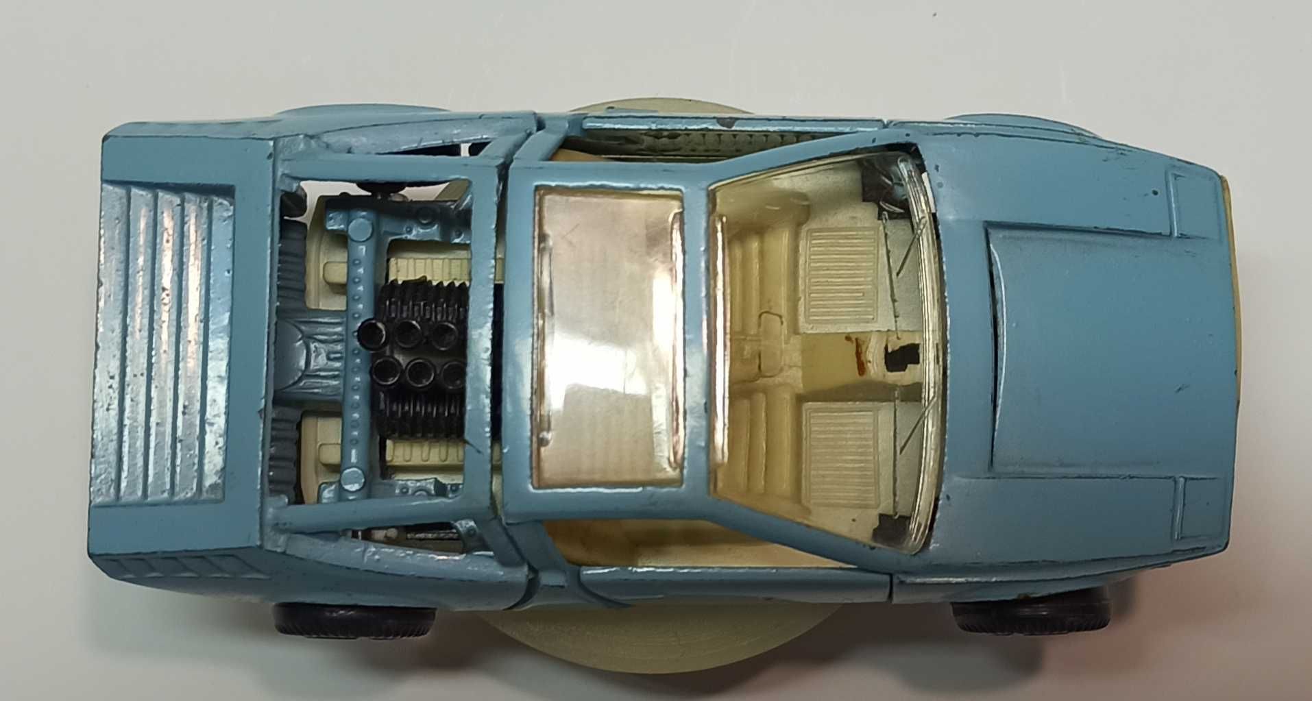 Модель автомобиля Alfa Romeo lguana A-45, 1/43