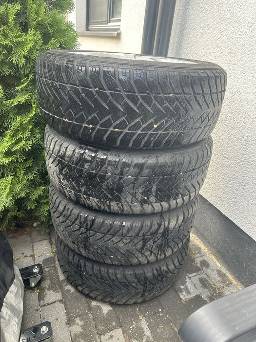 Kola zimowe ford kuga 17 + kolpaki + nakrętki