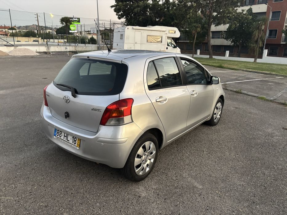 Toyota Yaris 1.0 vvti