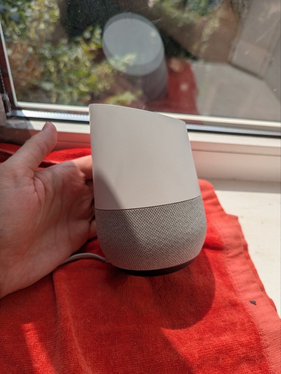 Розумна колонка Google home
