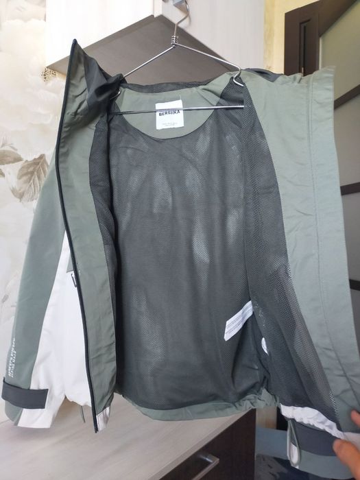 Вітровка вітровка куртка курточка S zara