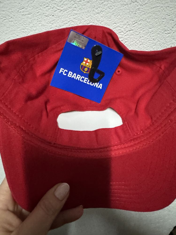 Czapeczka FC Barvelona czerwona oryginalna
