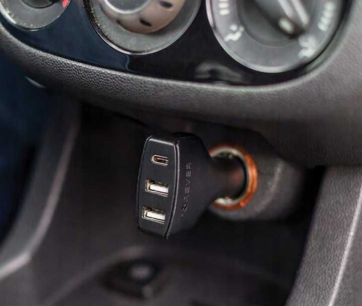 Ładowarka samochodowa szybka 2xUSB + USB Typ C PD 4,8A