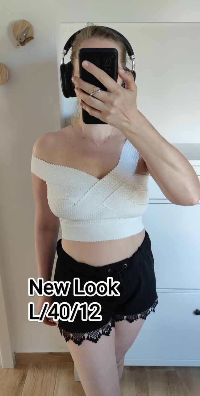 Crop top bluzka L/40/12 New Look biała elastyczna na lato imprezę