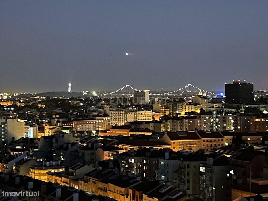 Apartamento no Areeiro, com 9 quartos para arrendar