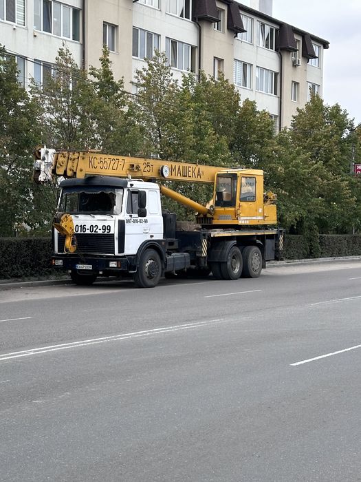 Автокран з професійним водієм