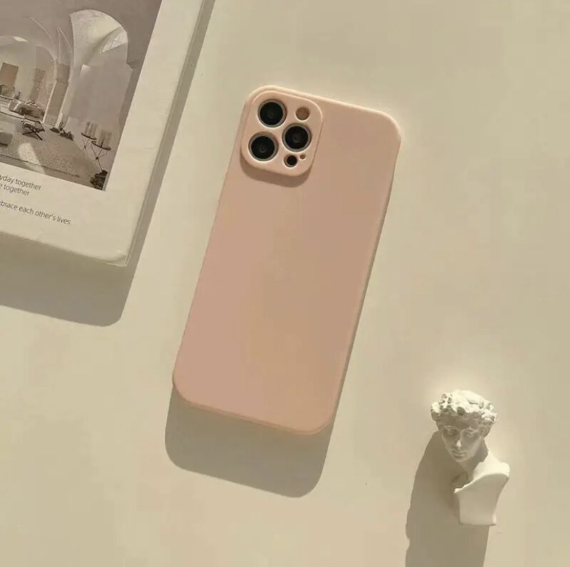 Чехол на iPhone 11