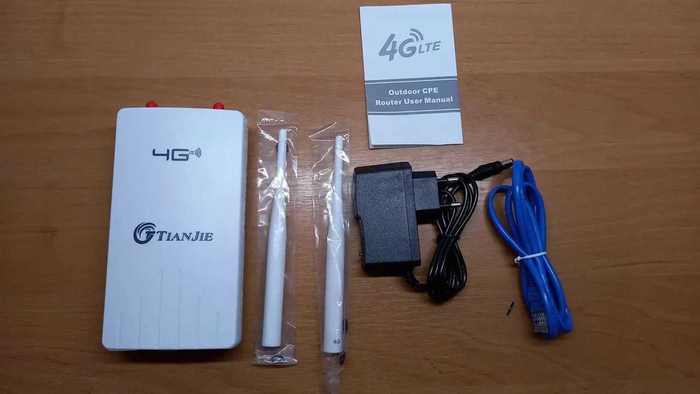 Зовнішній 4G модем з Wi-Fi роутером кріпленнням на мачту і POE