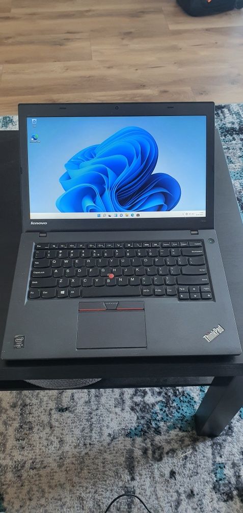 Lenovo T450 - Intel i5 / 8 GB RAM / 1000 GB SSD / WIN 11