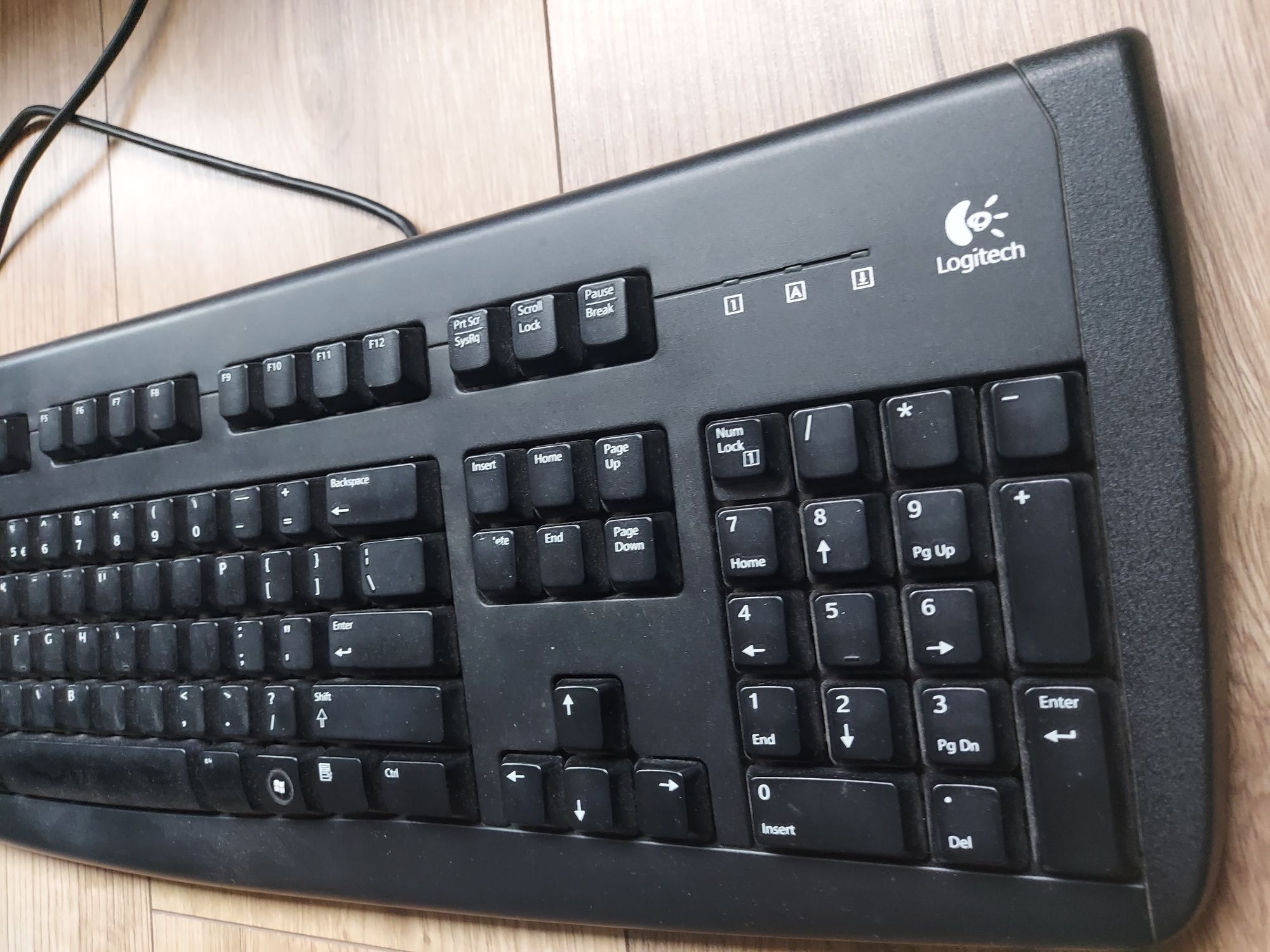 Klawiatura LOGITECH KEYBOARD odporna na zalania użytkownik PC biurowa