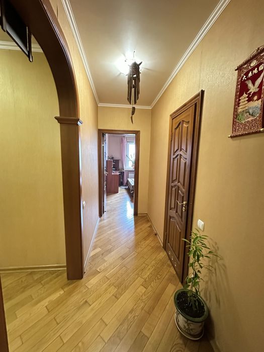 Продаж 3-к квартири Радунська 9Б Троєщина Деснянський район