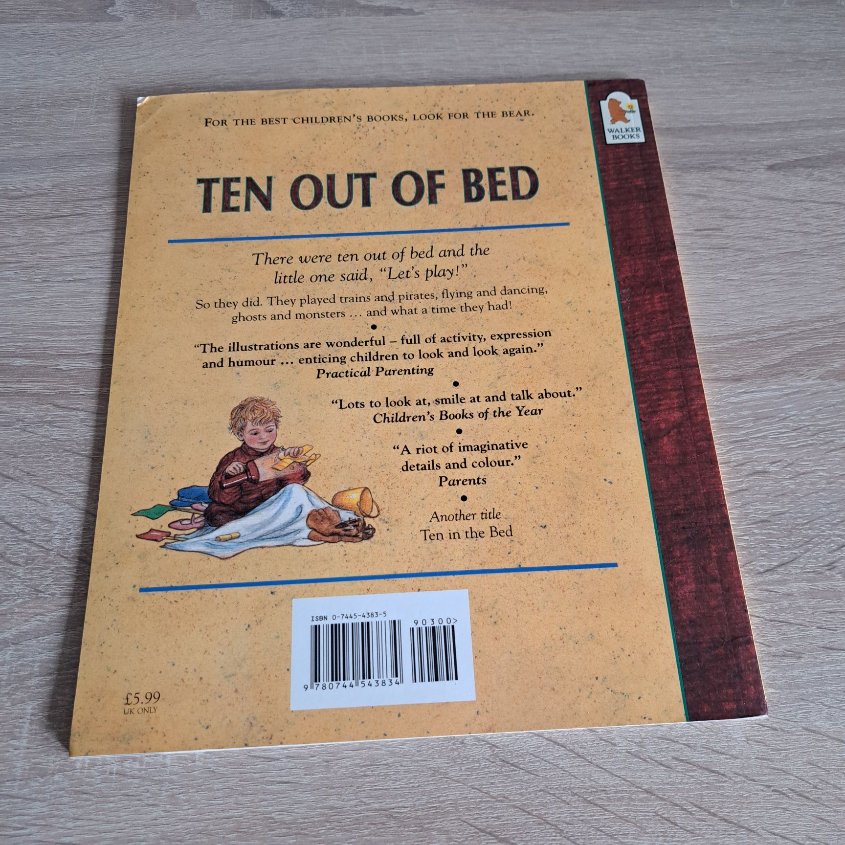 Ten out of bed Penny Dale ksiażka dla dzieci po angielsku