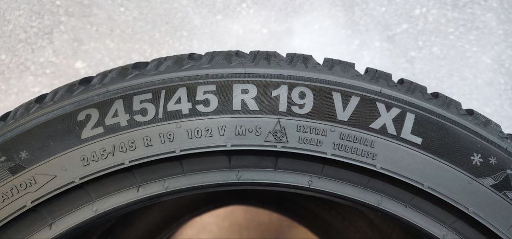 245.45.19 Semperit Speed-Grip5 4шт новая