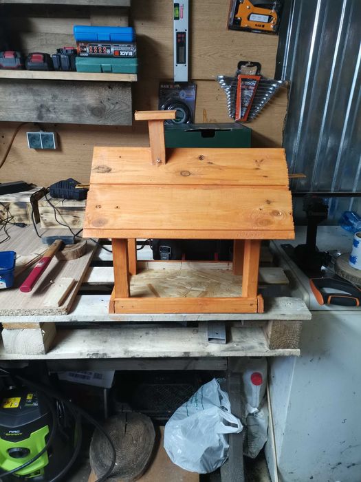 Karmniki dla ptaków