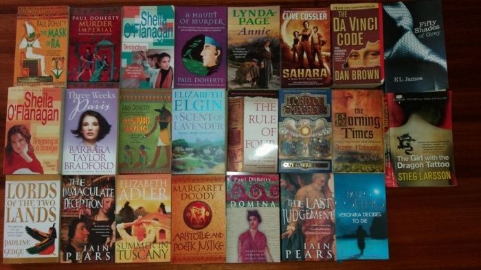 Livros de bolso.