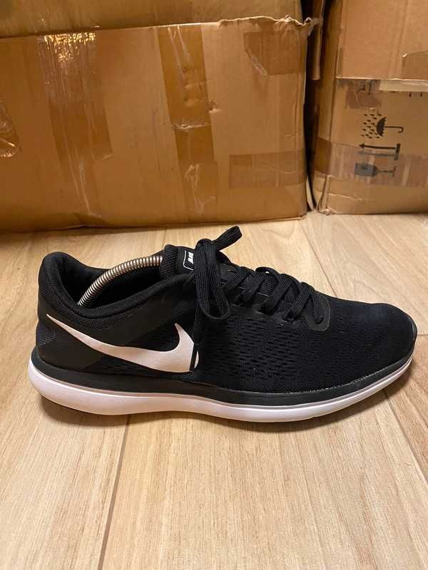 Męskie czarne buty Nike