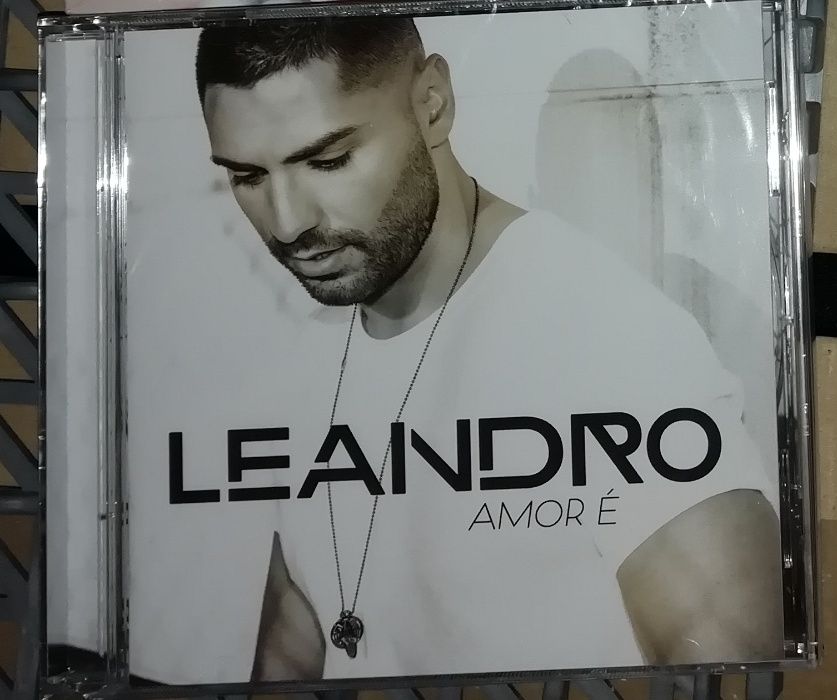 Leandro - Amor É