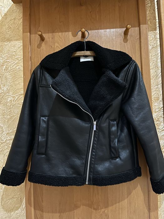 Куртка тепла косуха reserved на дівчинку 152