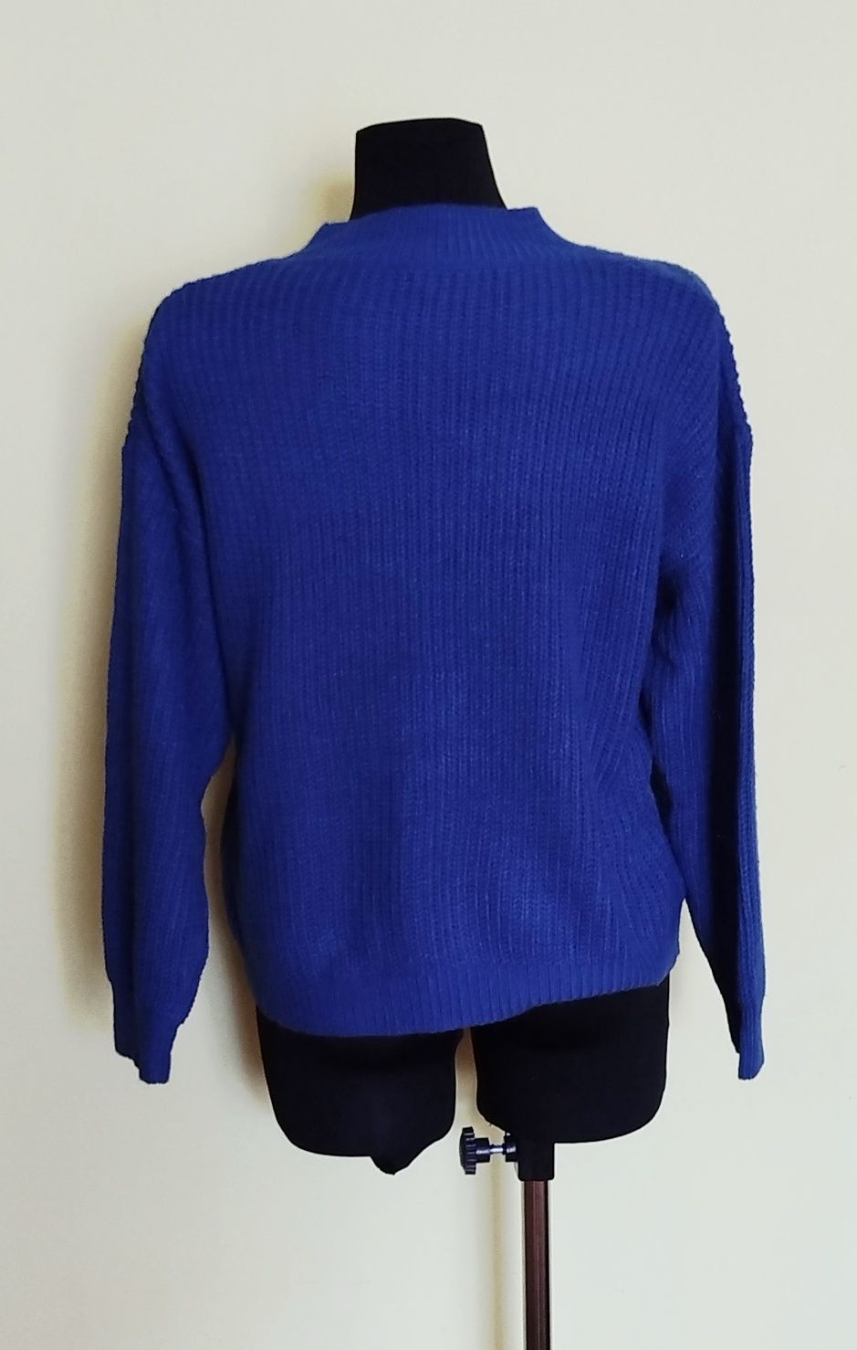 Damski akrylowy granatowy sweter XL