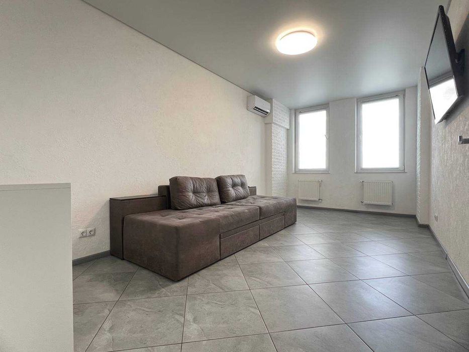 Здається одно кімнатна квартира Bridge Tower