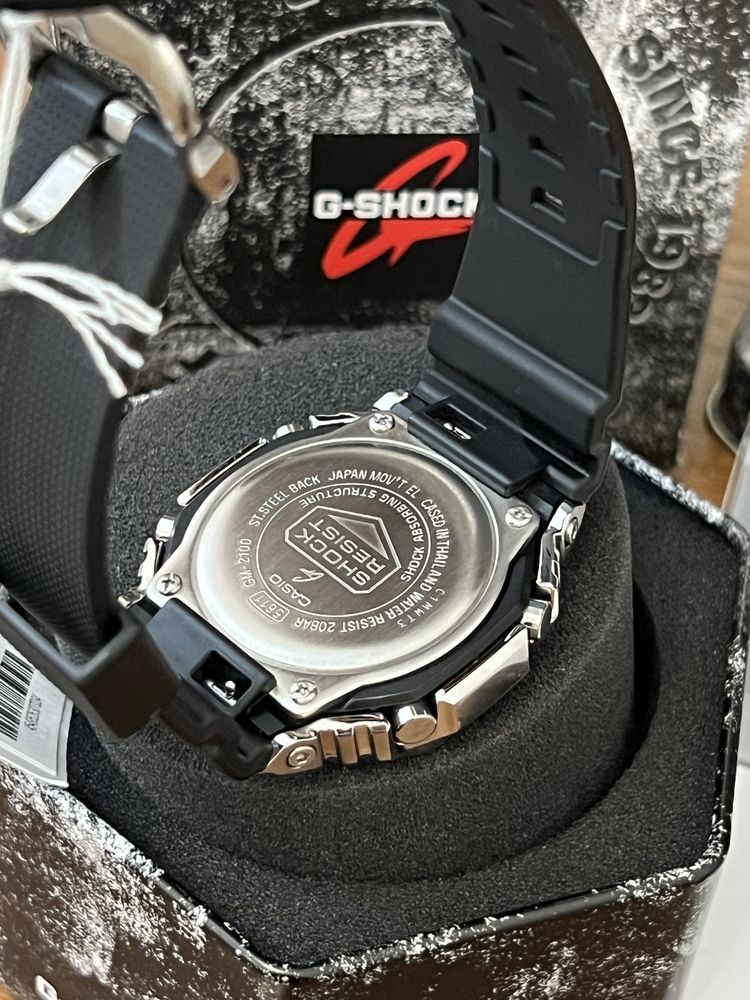 Годинник CASIO G-Shock GM-2100-1AER Оригінал
