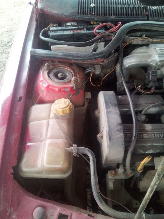 Продам авто форд ескорт 1.6 16