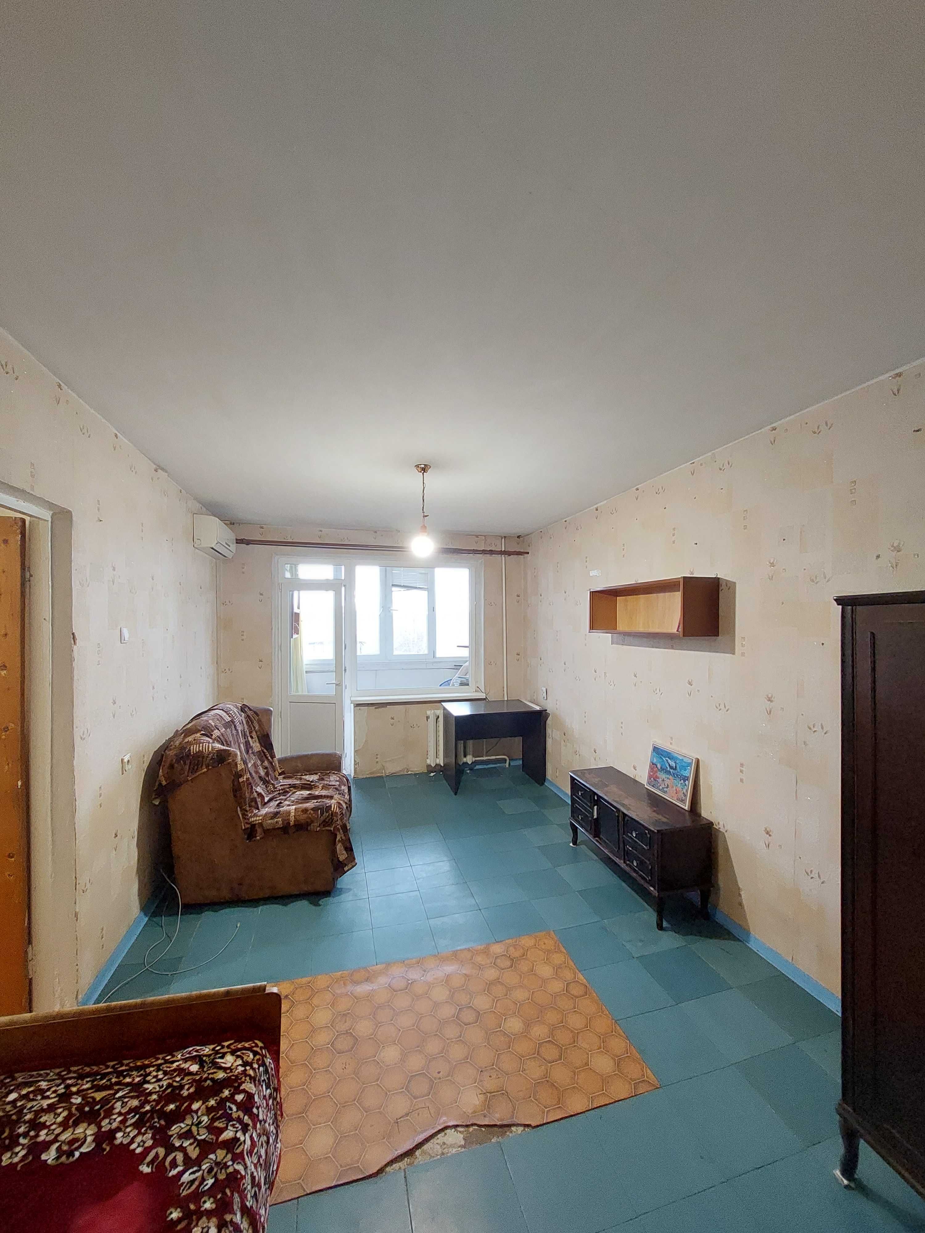 Продаж 2 кімнатної в Центрально м.р. Українська вул. 2/9
