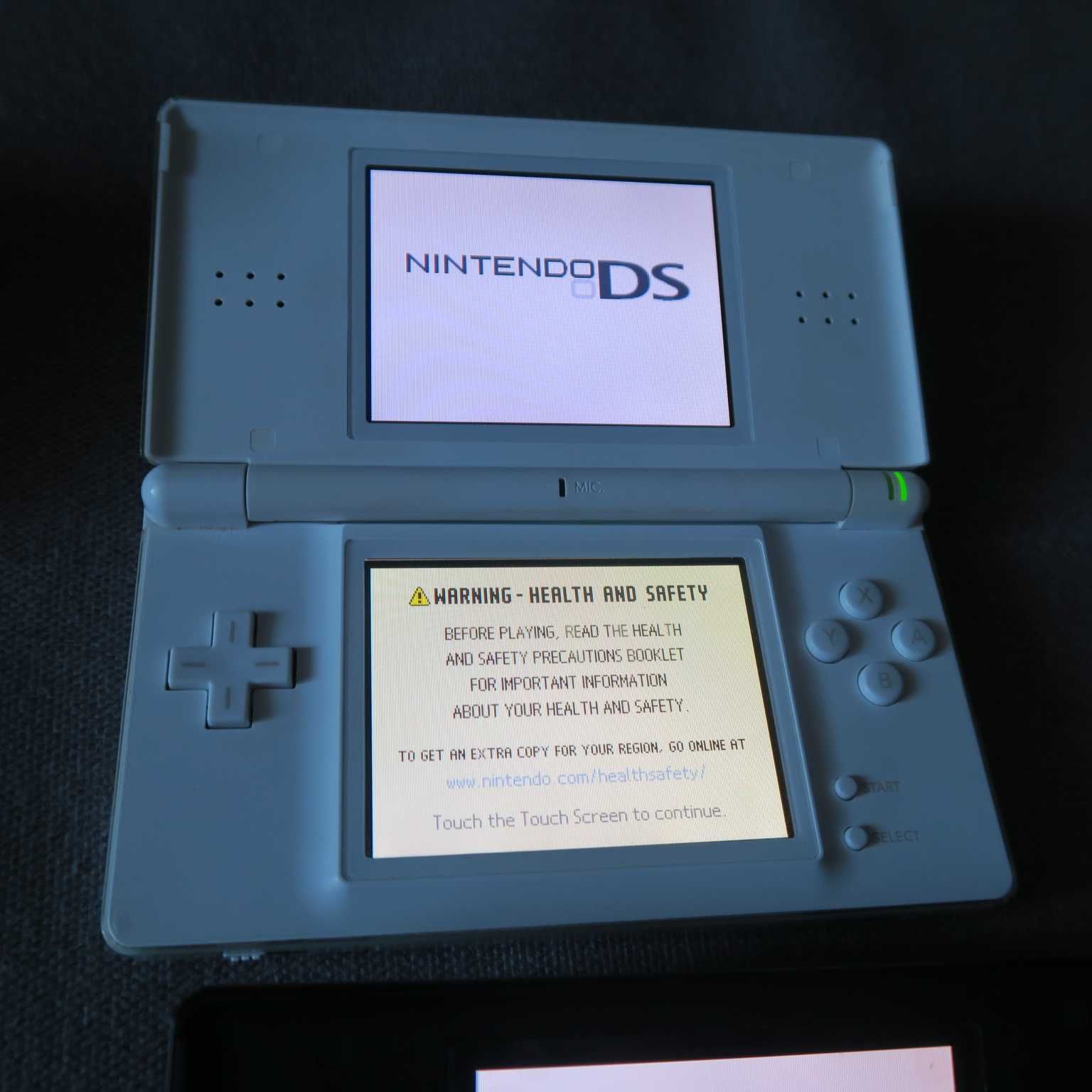 Консоль Nintendo DS Lite Nintendo 2DS